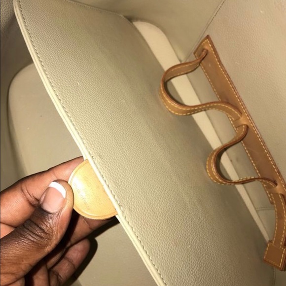 đź’Ż% Authentic Louis Vuitton Nice Cosmetic Vanity - Picture 4 of 5